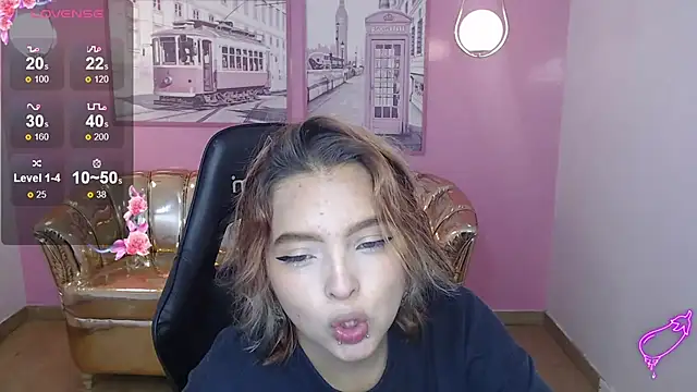 mia foster t online show from November 2025 12:37:01 PM