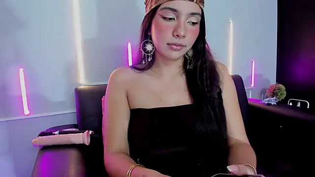 Jules Angel online show from October 2025 01:34:01 PM