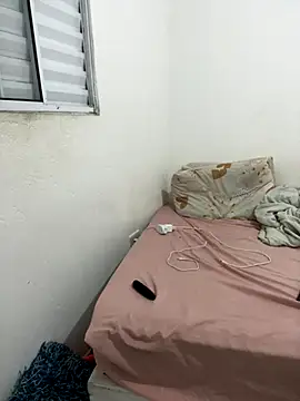    Amandinha online show from November 2025 11:48:01 PM