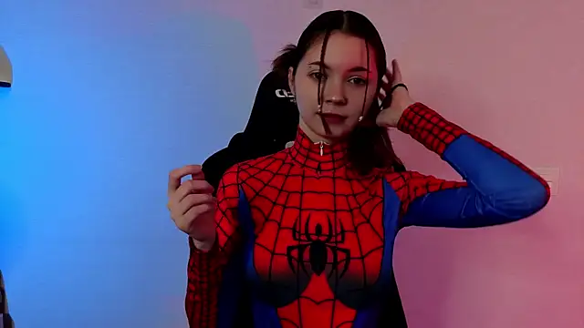 Snapshot of Show_Ray chatting on December 2025 04:36:01 PM Show Ray online show from December 2025 04:36:01 PM