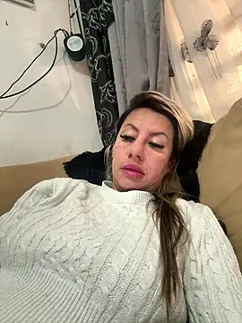 Snapshot of GisellTorres36 chatting on November 2025 06:35:01 PM GisellTorres36 online show from November 2025 06:35:01 PM