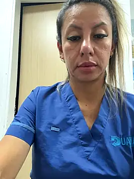 Snapshot of GisellTorres36 chatting on November 2025 05:45:03 PM GisellTorres36 online show from November 2025 05:45:03 PM