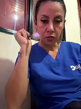 Snapshot of GisellTorres36 chatting on November 2025 11:29:01 PM GisellTorres36 online show from November 2025 11:29:01 PM