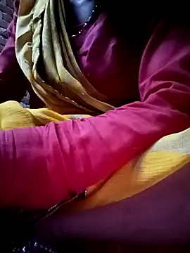 Snapshot of Mona7070 chatting on October 2025 12:19:01 AM Mona7070 online show from October 2025 12:19:01 AM