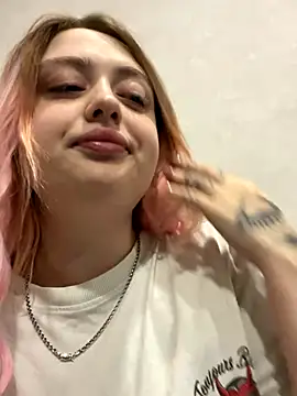 KellyMoors online show from October 2025 01:15:02 PM