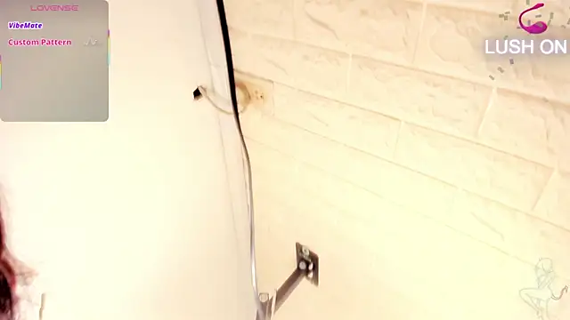 Julieta Slav3 online show from April 2026 09:59:01 PM