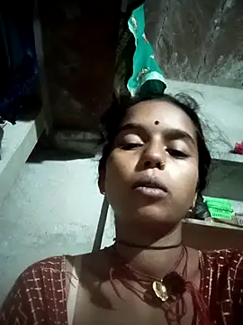 Snapshot of Cuty_kanchna chatting on November 2025 11:04:02 PM Cuty kanchna online show from November 2025 11:04:02 PM