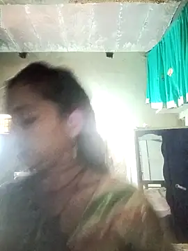 Snapshot of Cuty_kanchna chatting on December 2025 06:43:02 AM Cuty kanchna online show from December 2025 06:43:02 AM