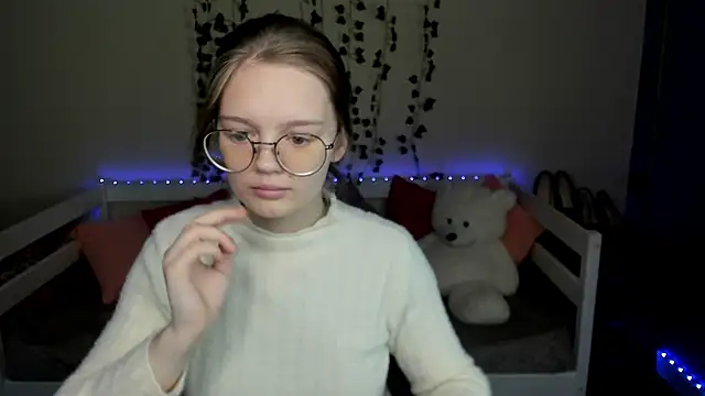 shy elina01 online show from November 2025 10:49:02 AM