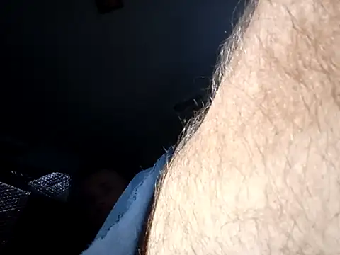 LetMeLiqU online show from October 2025 11:44:02 AM