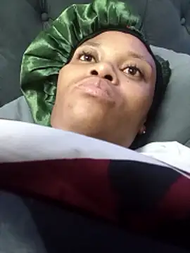 Sex bomb30 online show from April 2026 04:17:01 AM