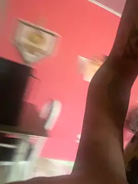 Snapshot of Priihmedeiros chatting on December 2025 12:54:01 PM Priihmedeiros online show from December 2025 12:54:01 PM