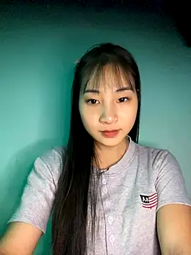 Snapshot of banlinh004 chatting on October 2025 06:23:02 AM banlinh004 online show from October 2025 06:23:02 AM