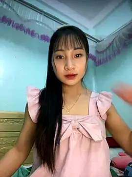 Snapshot of banlinh004 chatting on November 2025 05:52:02 AM banlinh004 online show from November 2025 05:52:02 AM