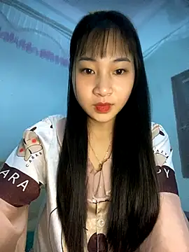 Snapshot of banlinh004 chatting on November 2025 11:05:01 PM banlinh004 online show from November 2025 11:05:01 PM