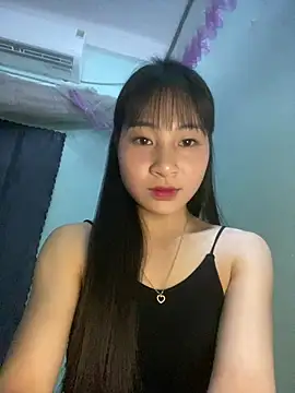 banlinh004 online show from April 2026 02:12:01 PM