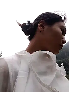 Snapshot of Mit-thi123 chatting on October 2025 02:56:01 AM Mit-thi123 online show from October 2025 02:56:01 AM