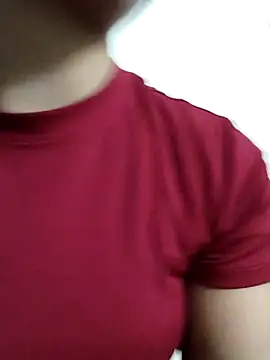 Snapshot of Mit-thi123 chatting on November 2025 05:35:02 PM Mit-thi123 online show from November 2025 05:35:02 PM