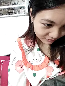 Snapshot of Mit-thi123 chatting on November 2025 06:05:02 AM Mit-thi123 online show from November 2025 06:05:02 AM