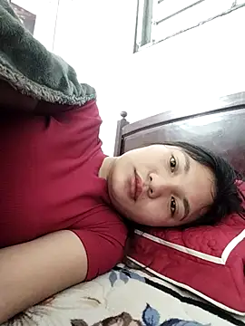 Snapshot of Mit-thi123 chatting on December 2025 02:28:01 AM Mit-thi123 online show from December 2025 02:28:01 AM