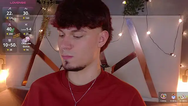 LiamThunder05  online show from December 2025 08:04:02 PM