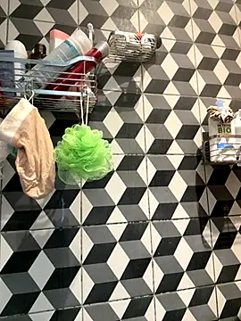 bebecita x online show from October 2025 01:18:01 PM