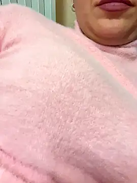 Daiana Andra online show from October 2025 08:09:02 PM