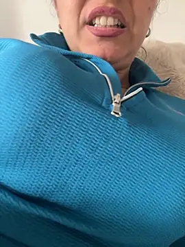 Daiana Andra online show from October 2025 11:55:02 AM