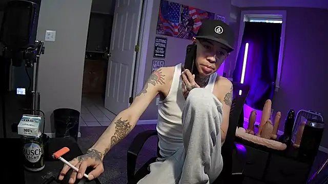 Michigan9000 online show from October 2025 08:57:01 PM