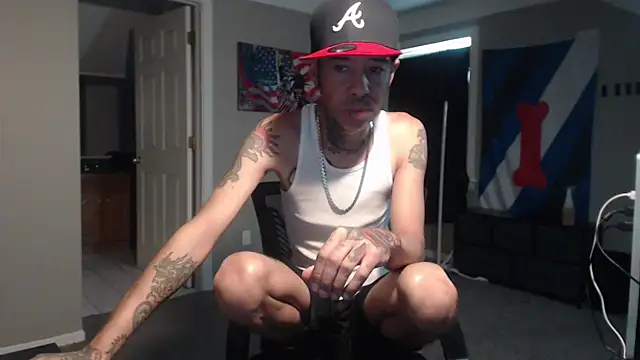 Snapshot of Michigan9000 chatting on June 2026 11:20:01 PM Michigan9000 online show from June 2026 11:20:01 PM