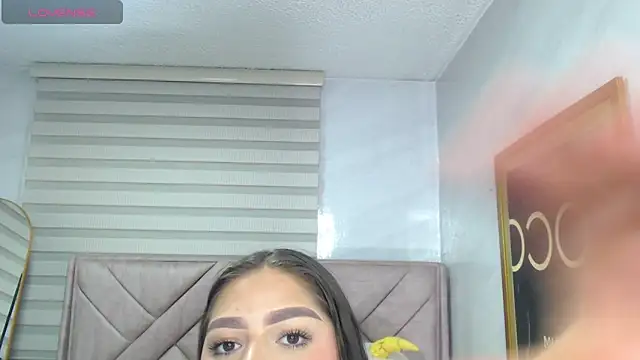 Snapshot of Dayan_v_ chatting on November 2025 01:22:01 PM Dayan v online show from November 2025 01:22:01 PM