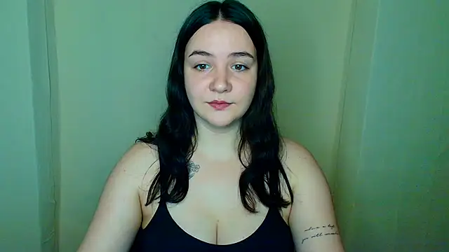 OliviaMontgommery online show from July 2026 12:24:01 AM