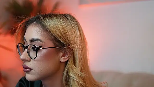 AileenKiss online show from February 2026 09:46:01 PM