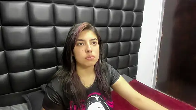 Snapshot of Violetta_Swett_ chatting on February 2026 11:14:02 AM Violetta Swett online show from February 2026 11:14:02 AM