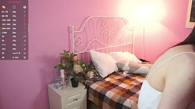 Snapshot of Eva_land chatting on October 2025 10:51:01 AM Eva land online show from October 2025 10:51:01 AM