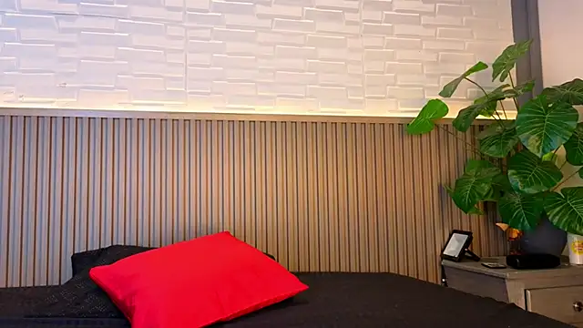 Snapshot of KarliSweet chatting on October 2025 02:01:02 AM KarliSweet online show from October 2025 02:01:02 AM