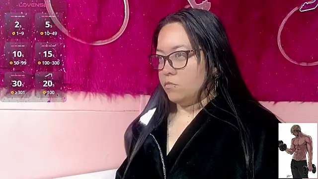 Snapshot of Xander_Taylor_ chatting on November 2025 09:17:01 PM Xander Taylor online show from November 2025 09:17:01 PM