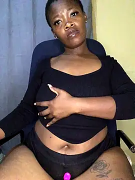 Snapshot of BarbioTheEmpressXxxxx chatting on November 2025 05:28:02 PM BarbioTheEmpressXxxxx online show from November 2025 05:28:02 PM