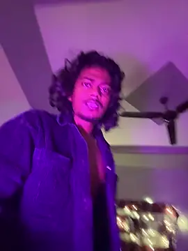 Ujjwallkumar0069 online show from October 2025 10:09:01 PM