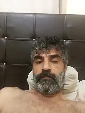 AliTaner07 online show from October 2025 10:50:02 PM