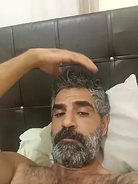 AliTaner07 online show from December 2025 08:40:01 PM