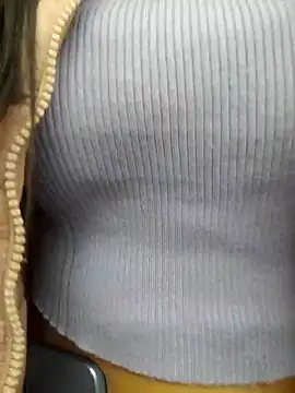 Lesli 14 online show from November 2025 09:20:01 PM