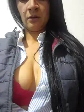 Lesli 14 online show from November 2025 03:06:01 AM