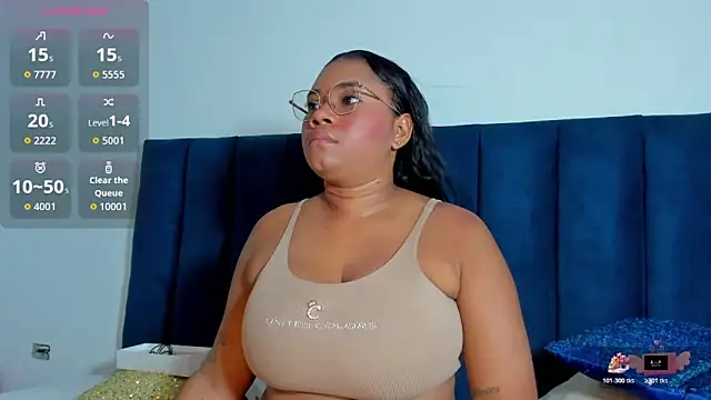 Snapshot of Ahilyn chatting on December 2025 07:00:01 PM Ahilyn online show from December 2025 07:00:01 PM