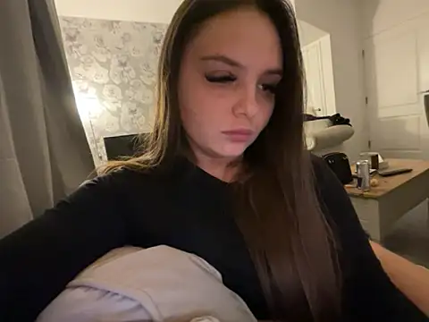 EllaStarrxxx online show from November 2025 12:13:02 AM