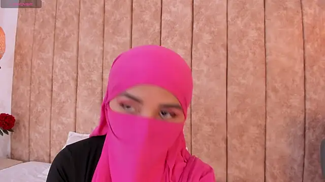  alishaa c online show from November 2025 02:47:02 AM