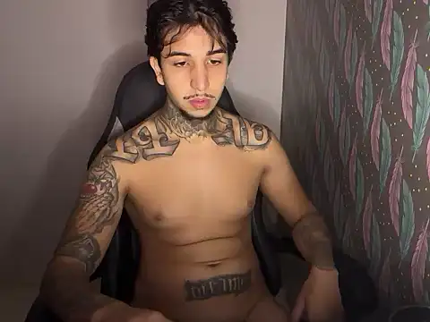 RealGdiass online show from April 2026 06:06:01 PM