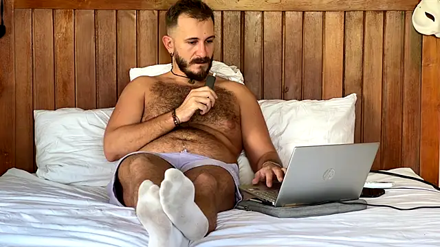 Snapshot of mrmaxiy chatting on July 2026 08:19:01 AM mrmaxiy online show from July 2026 08:19:01 AM