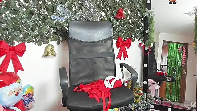 Samanta Ortiz online show from December 2025 07:20:02 PM