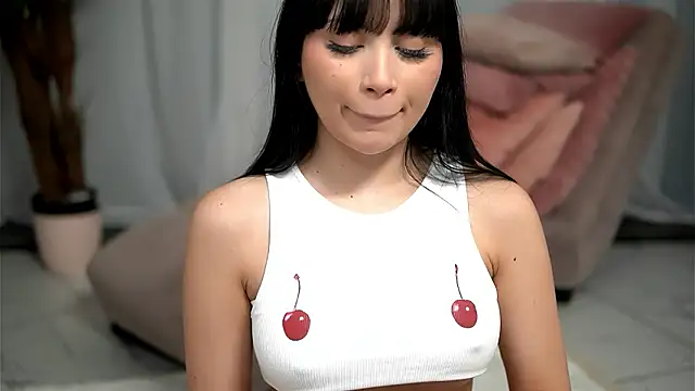 MysticLayla online show from March 2026 04:15:02 AM